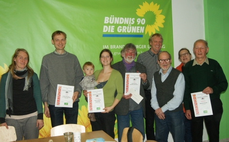 Preisträger und -stifter  (v.l.n.r.): Claudia Uhlmann, Ingo Frost (wandelBar), Anja Hradetzky, Hartmut Lindner (BI Biosphäre unter Strom), Andreas Fennert & Karl-Dietrich Laffin (Grüne), Dr. Karin Nicodem, Manfred Dumke