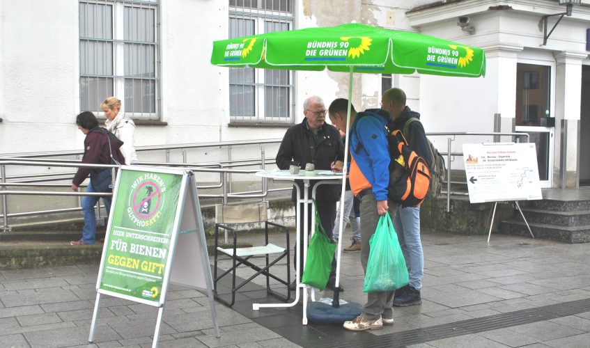 Trotz Regens unermüdlich für das Verbot von Glyphosat